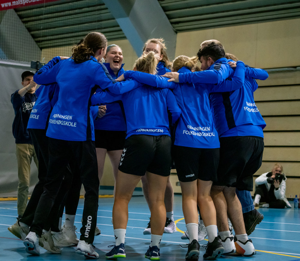 MS25_nm_volley057 .jpg