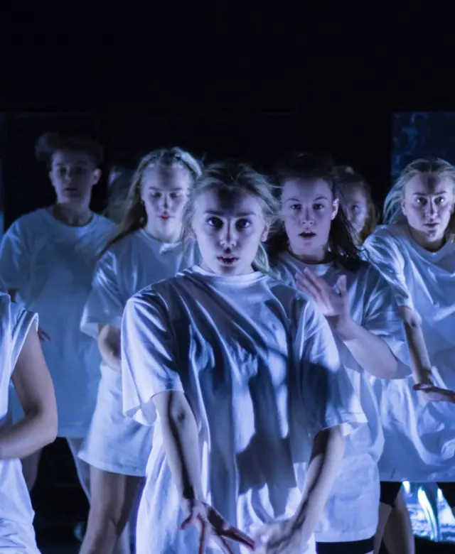 1.1 ungprod unadjustednonraw_thumb_454a.jpg