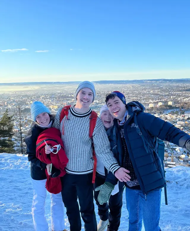 1.1. Emp 20220106_130613904_ios.jpg