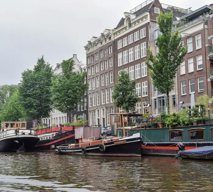 amsterdam_stock25-1.jpg