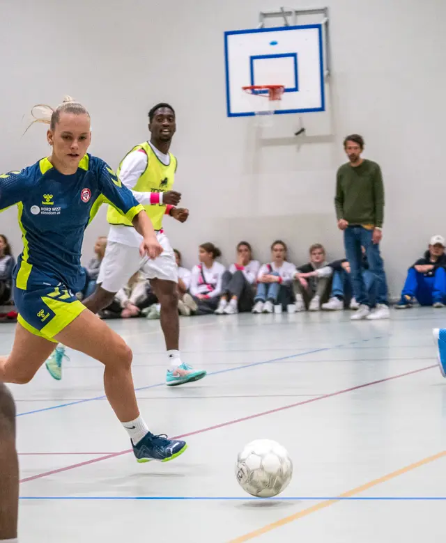 1.1 tf reunion041_1.jpg